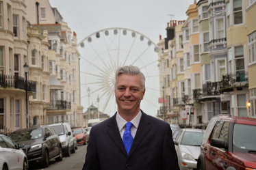 Simon Kirby 
